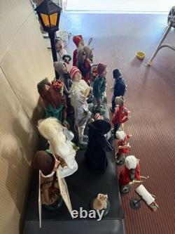 Byers Choice Christmas Scrooge Ghosts Carolers'86'96 Lot of 17 Characters Byers Choice Christmas Scrooge Ghosts Carolers'86'96 Lot of 17 Characters