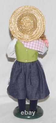 Byers Choice Girl & Woman with Flowers Carolers Free Priority Shipping New