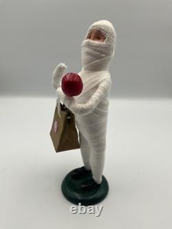 Byers Choice Halloween 2014 Mummy Costume with Candy Apple Trick-or-Treat Rare
