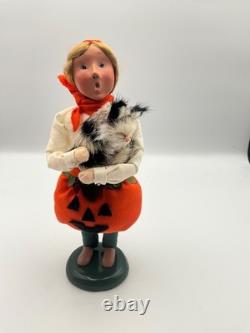 Byers Choice Halloween Jack-o-Lantern Pumpkin Girl Costume Holding Kitten Cat