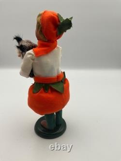 Byers Choice Halloween Jack-o-Lantern Pumpkin Girl Costume Holding Kitten Cat