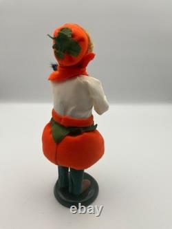 Byers Choice Halloween Jack-o-Lantern Pumpkin Girl Costume Holding Kitten Cat