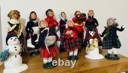 Byers' Choice Lot Set of 11 Figures