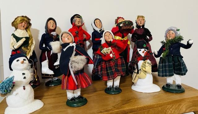 Byers' Choice Lot Set Of 11 Figures