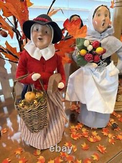 Byers Choice Lot of 22 Thanksgiving Carolers + Accessories