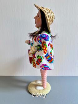 Byers Choice Nautical / Beach Girl with Bucket, Seashell and Accessory Sign Byers Choice Nautical / Beach Girl with Bucket, Seashell and Accessory Sign