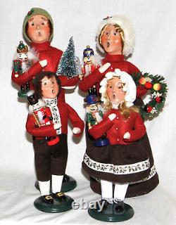 Byers Choice Nutcracker Family Carolers Free Priority Shipping New 2022