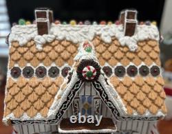 Byers Choice Traditions Gingerbread Vanilla Icing House withbox 2011 Holidays Rare