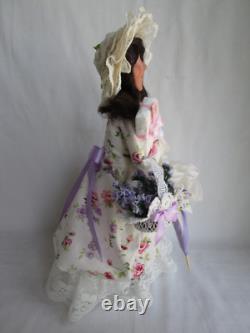Byers Choice Victorian Lady Woman w Parasol, Mother's Day Gift & Handbag EUC Byers Choice Victorian Lady Woman w Parasol, Mother's Day Gift & Handbag EUC