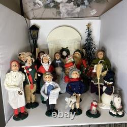 CHRISTMAS CAROL Charles Dickens Buyers Choice Lot 10 Lantern, Dog, Cat, tree Door CHRISTMAS CAROL Charles Dickens Buyers Choice Lot 10 Lantern, Dog, Cat, tree Door
