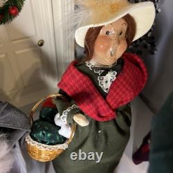 CHRISTMAS CAROL Charles Dickens Buyers Choice Lot 10 Lantern, Dog, Cat, tree Door CHRISTMAS CAROL Charles Dickens Buyers Choice Lot 10 Lantern, Dog, Cat, tree Door