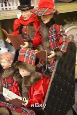 Caroler family in Sleigh S4 tan & red plaid Victorian costume trm 3500750 NEW
