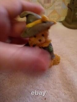 Cherished teddies Autumn Fall HALLOWEEN lot Of 7 With Calico Kittens Display