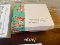 Christmas 180 Degrees Origami style Porcelain 14 piece Nativity Set (BH)