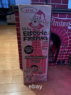 Christmas Cardboard Electric Fireplace Chimney Fire Glow Effect E-Z Do Life Size Christmas Cardboard Electric Fireplace Chimney Fire Glow Effect E-Z Do Life Size