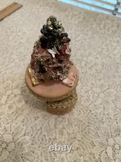 Christmas Music Box 6 1/4 Pink Bottle Brush Tree Rotating Wood Vintage Ribbon