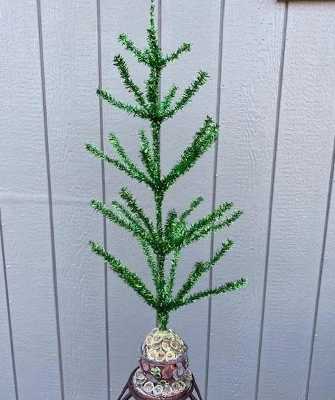 Christopher Radko St. Patricks Day Irish Pot Of Gold Tinsel Tree Retired
