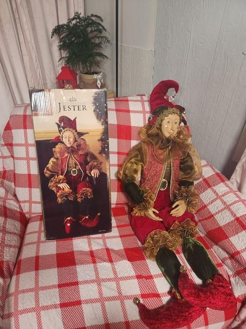 Costco 48 Jester Xl Old World Christmas Velvet Gold Clothing Mardi Gras 776718