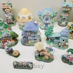 Cottontail Cottages Easter Jubilee Bunny Village 16 pc Set Home Decor Holiday