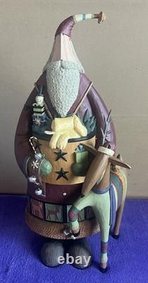 DASH AWAY SANTA Resin Figurine Boxed #WW2887 2010 WILLIRAYE Studios