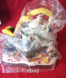 Danbury Mint Corgi Dog Christmas Doghouse-Lighted with Star -Retired -Works- EUC