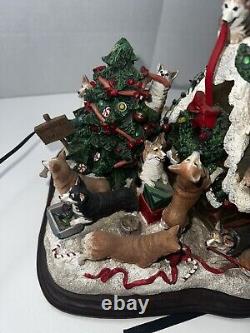 Danbury Mint Corgi Dog Christmas Doghouse-Lighted without Star -Retired READ