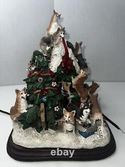 Danbury Mint Corgi Dog Christmas Doghouse-Lighted without Star -Retired READ