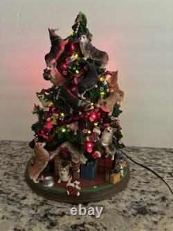 Danbury Mint Corgi Dog Christmas Tree Missing Star/ONE Ear/Two Dogs At Base Danbury Mint Corgi Dog Christmas Tree Missing Star/ONE Ear/Two Dogs At Base