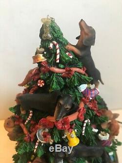 Danbury Mint Dachshund Wiener Dog Christmas Tabletop Tree Lighted