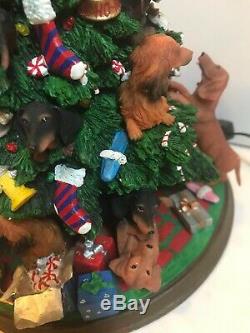 Danbury Mint Dachshund Wiener Dog Christmas Tabletop Tree Lighted