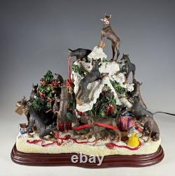 Danbury Mint Doberman Pinscher Dog Christmas Dog House Lights Up Rare