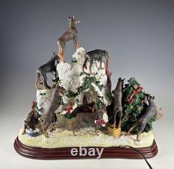 Danbury Mint Doberman Pinscher Dog Christmas Dog House Lights Up Rare