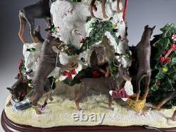 Danbury Mint Doberman Pinscher Dog Christmas Dog House Lights Up Rare