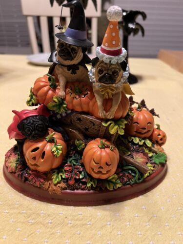 Danbury Mint Pumpkin Patch Pugs Light Up Halloween Figure No Damage