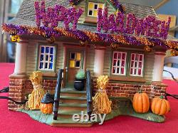 Department 56 1031 TRICK OR TREAT DRIVE- MINT Halloween House Lit with Sound