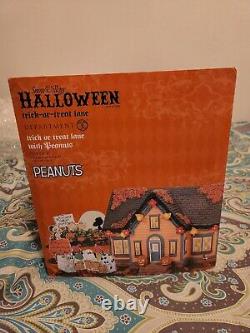 Department 56 Halloween Trick or Treat Lane with Peanuts House