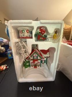 Department 56 M&M's Lit Holiday House with Candy Dish