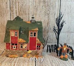 Dept 56 Halloween Haunted Barn Eerie Sounds/Light Works, Retired 2001 56.55060