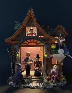 Dept 56 Halloween Lit House Scene 3D Trick Or Treat Kids 1998 RARE #34375