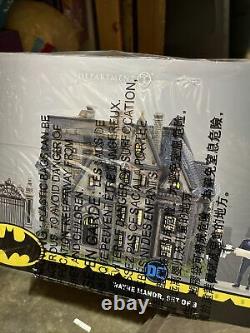 Dept 56 Hot Properties Village 2019 DC COMICS WAYNE MANOR 6002318 BATMAN. NEW