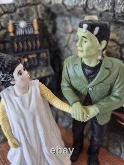 Dept 56 Universal Epic Monster Dracula Domain Frankenstein Bride Light Halloween