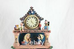 Disney Magic Moments in Time Pinocchio Musical Clock Music Box Pre-Owned