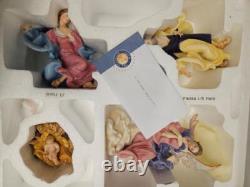 FRANKLIN MINT Vatican Observatory Foundation 6 pc. Nativity Set withCreche
