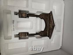 FRANKLIN MINT Vatican Observatory Foundation 6 pc. Nativity Set withCreche