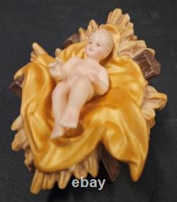 FRANKLIN MINT Vatican Observatory Foundation 6 pc. Nativity Set withCreche