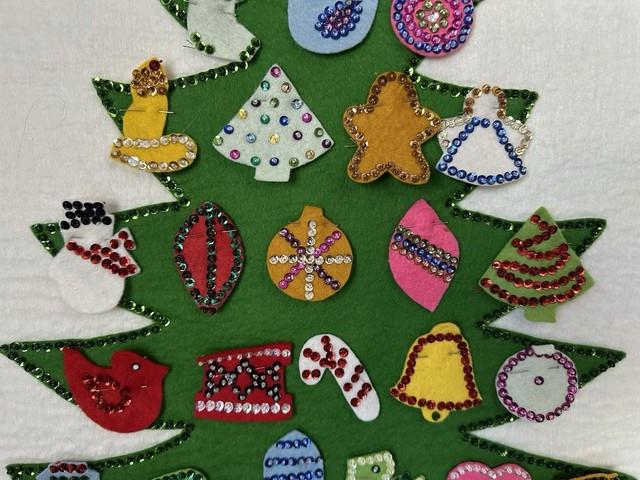 Felt & Sequins 36 Advent Calendar Christmas Tree From Sultana Kit Vintage 70's
