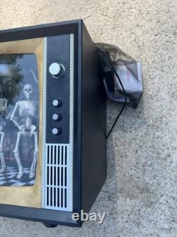 Fenguto Animated Musical Skeleton Disco Club TV Halloween Tiktok Viral Very Rare