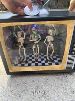 Fenguto Animated Musical Skeleton Disco Club TV Halloween Tiktok Viral Very Rare