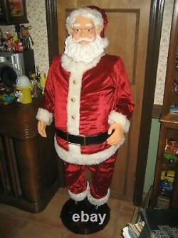 Gemmy Life Size 5' Animated Singing Dancing Santa Karaoke With Microphone + BOX