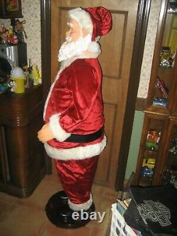 Gemmy Life Size 5' Animated Singing Dancing Santa Karaoke With Microphone + BOX